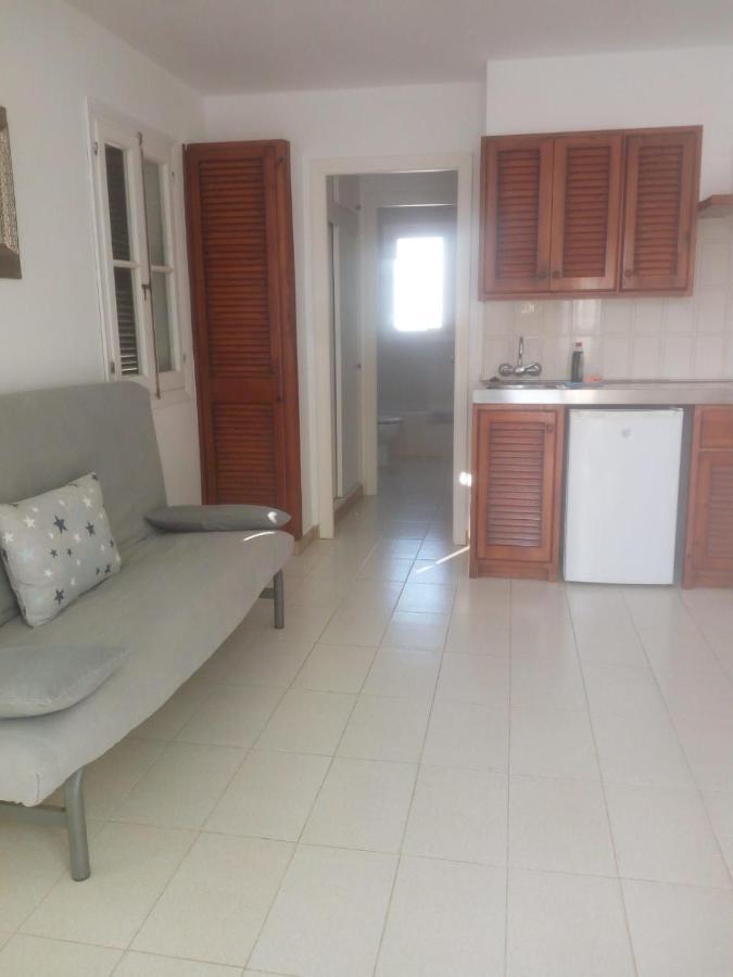 Apartamentos Playa Park Brisas Son Xoriguer Cala en Bosch Kültér fotó
