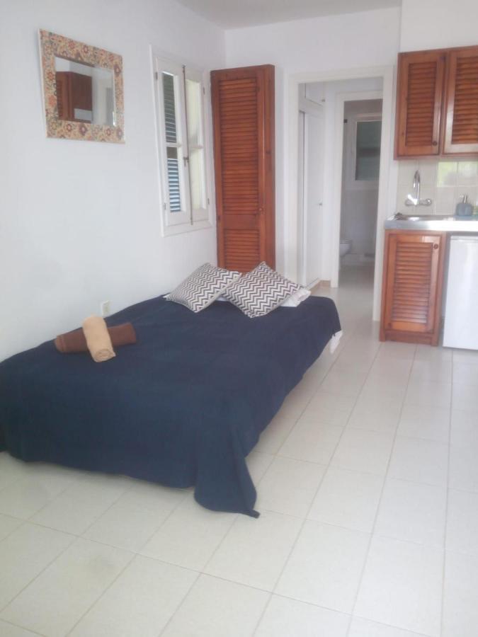 Apartamentos Playa Park Brisas Son Xoriguer Cala en Bosch Kültér fotó