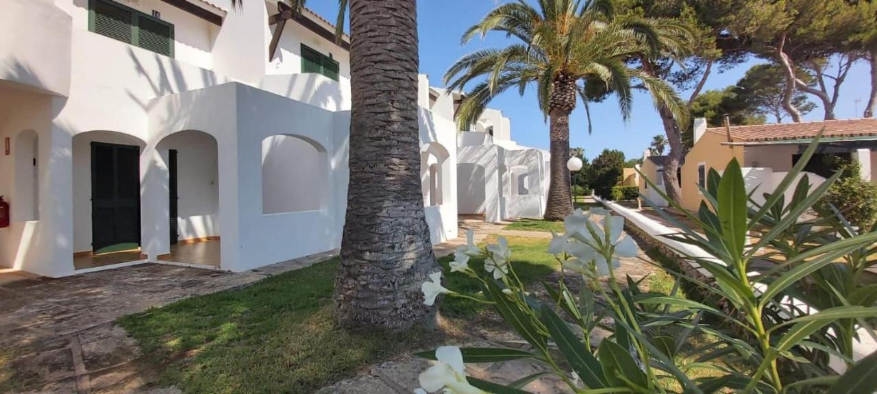 Apartamentos Playa Park Brisas Son Xoriguer Cala en Bosch Kültér fotó